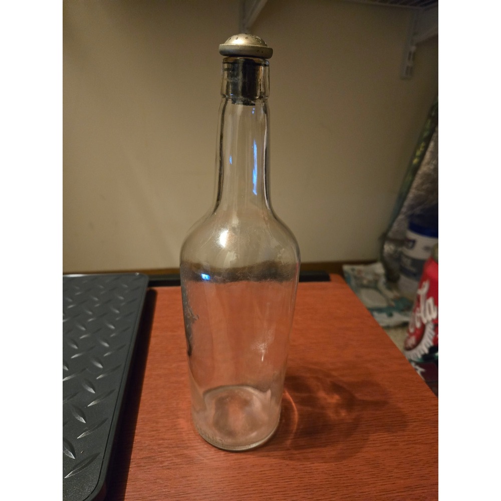 Vintage Clear‎ Glass Shaker Bottle Federal Law Forbids Sale or Reuse Embossed